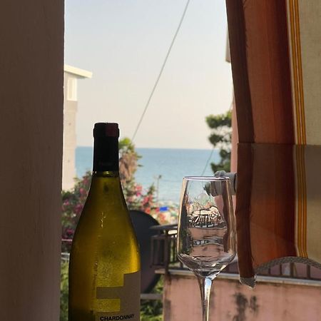 Апартаменты Sea View Дуррес Экстерьер фото