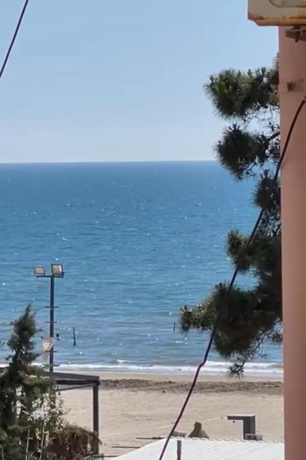Апартаменты Sea View Дуррес Экстерьер фото
