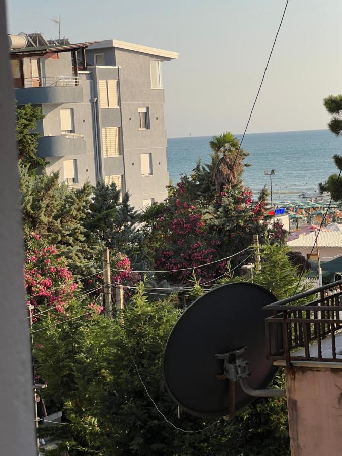 Апартаменты Sea View Дуррес Экстерьер фото